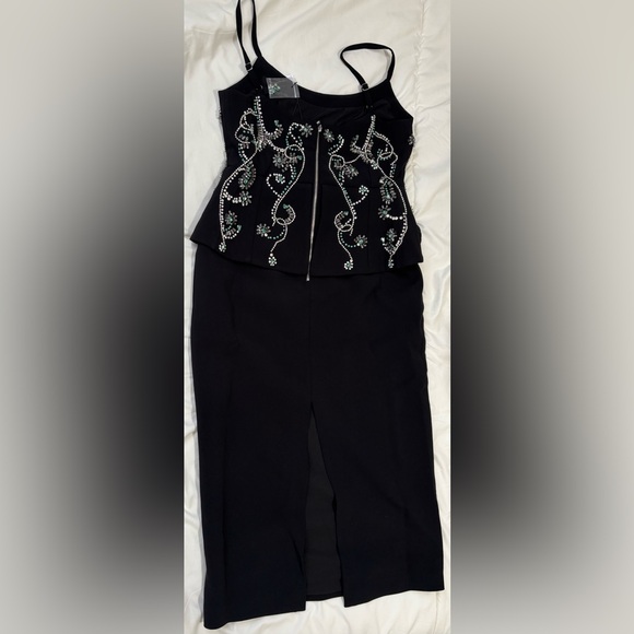 NWT Karen Millen Crystal Embellished Peplum Bandeau Pencil Midi Dress Black 6US - Picture 3 of 5